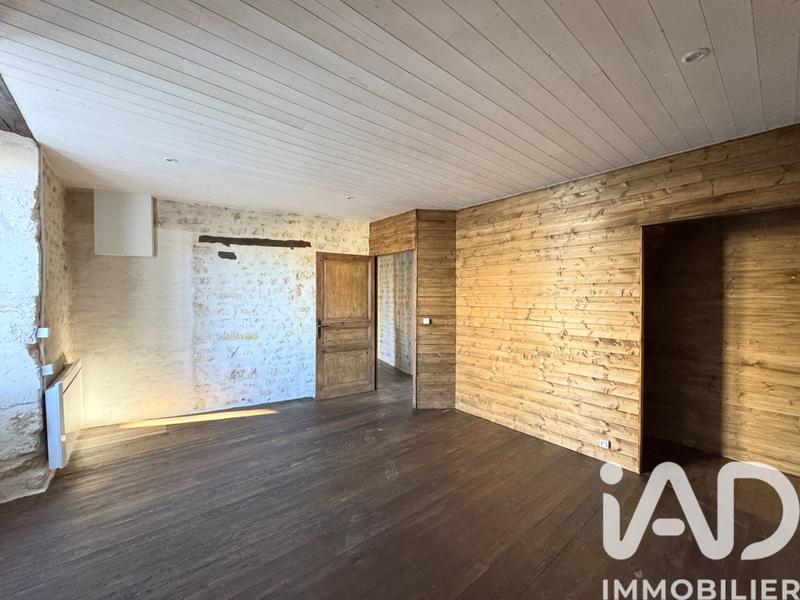 Maison de village - 162 m² - 9 pièces