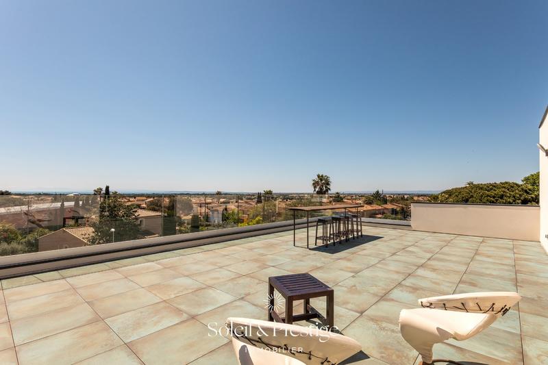 Maison - 180 m² - 4 pièces