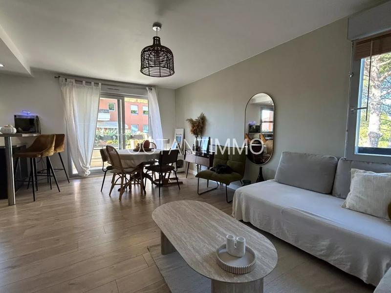 Appartement - 65 m² - 3 pièces