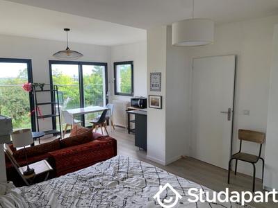 Chambre - 25 m² - 1 pièce