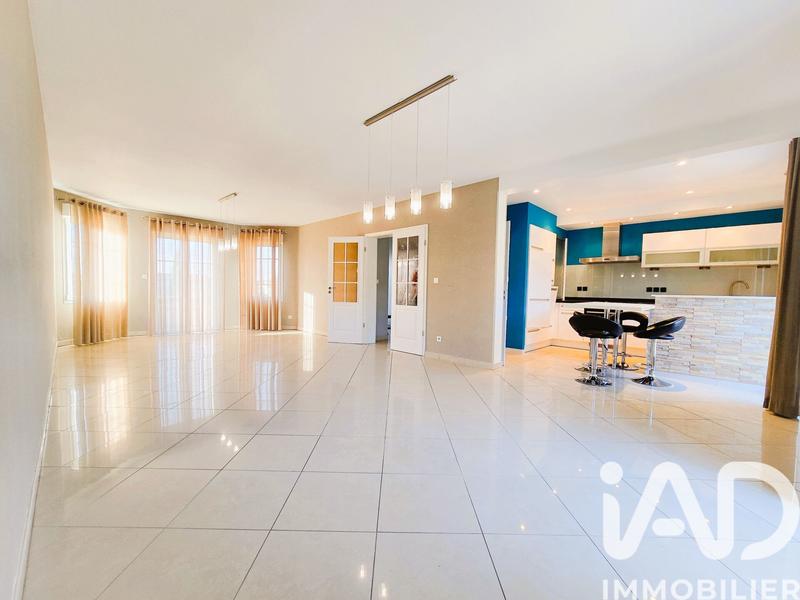 Maison - 147 m² - 7 pièces