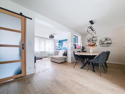 Maison - 117 m² - 5 pièces