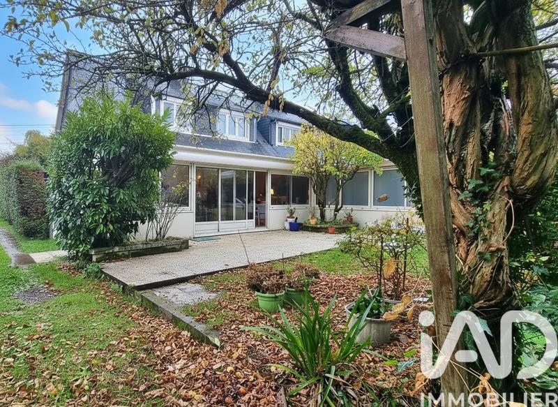 Maison - 94 m² - 5 pièces