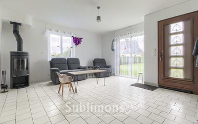 Maison - 110 m² - 4 pièces