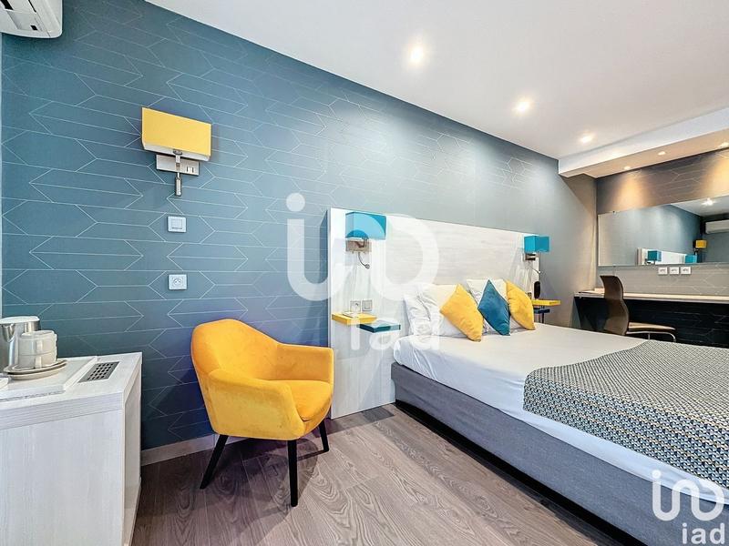 Local commercial - 1 750 m²