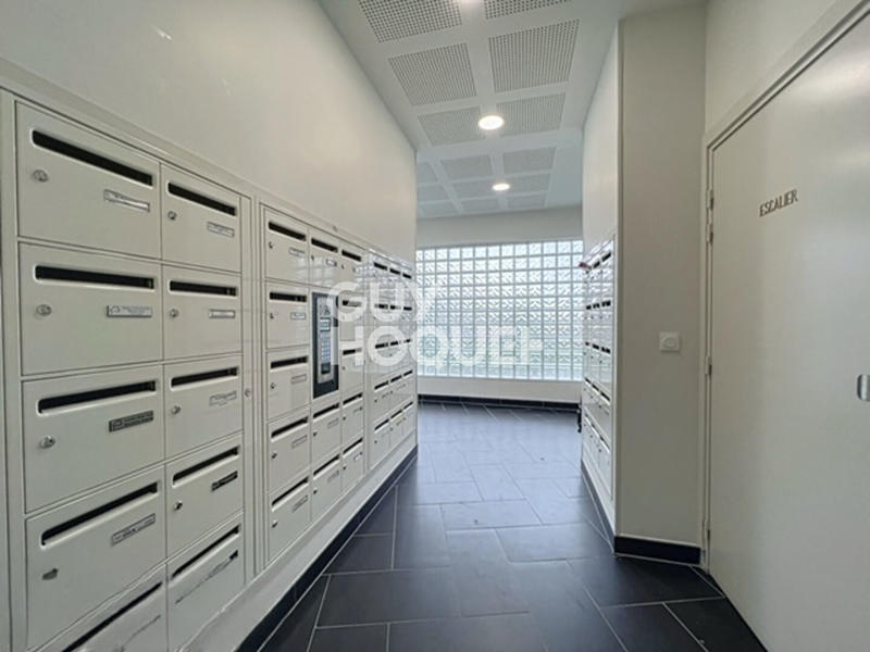 Appartement - 81 m² - 4 pièces