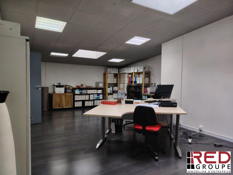 Bureau - 76 m² - 2 pièces