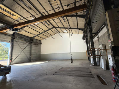 Entrepôt - 430 m² - 1 pièce