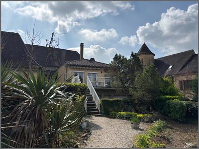 Maison - 120 m² - 6 pièces