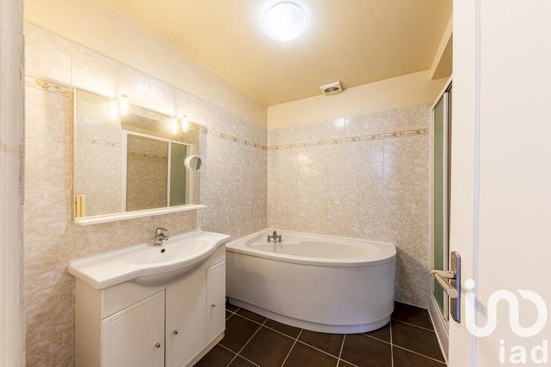 Maison - 142 m² - 5 pièces