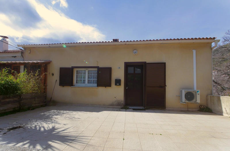 Maison de village - 115 m² - 8 pièces