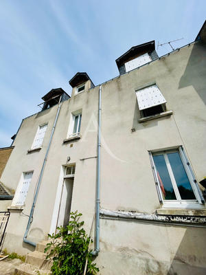 Immeuble - 9 pièces