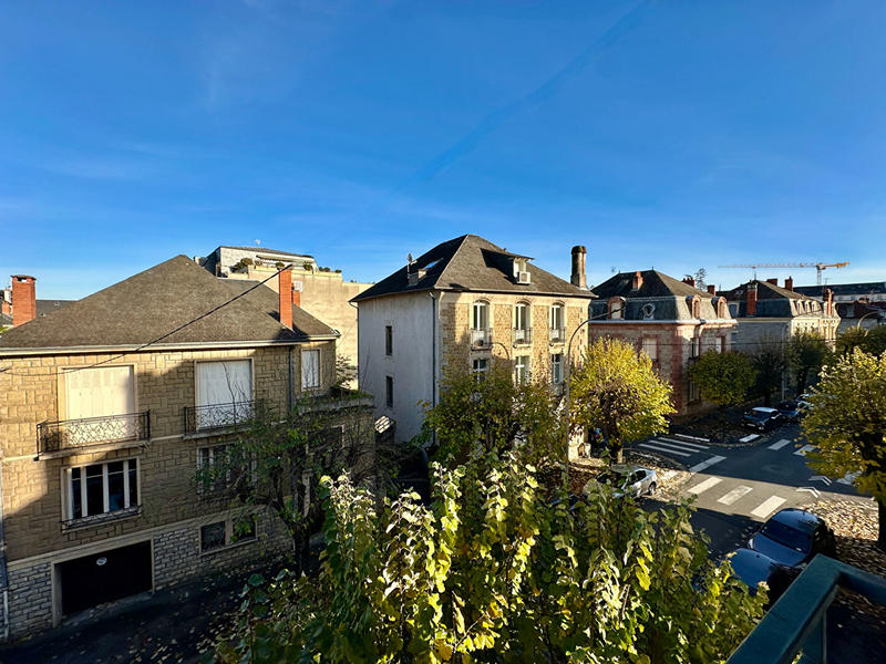 Appartement - 104 m² - 4 pièces