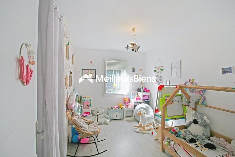 Maison - 136 m² - 6 pièces