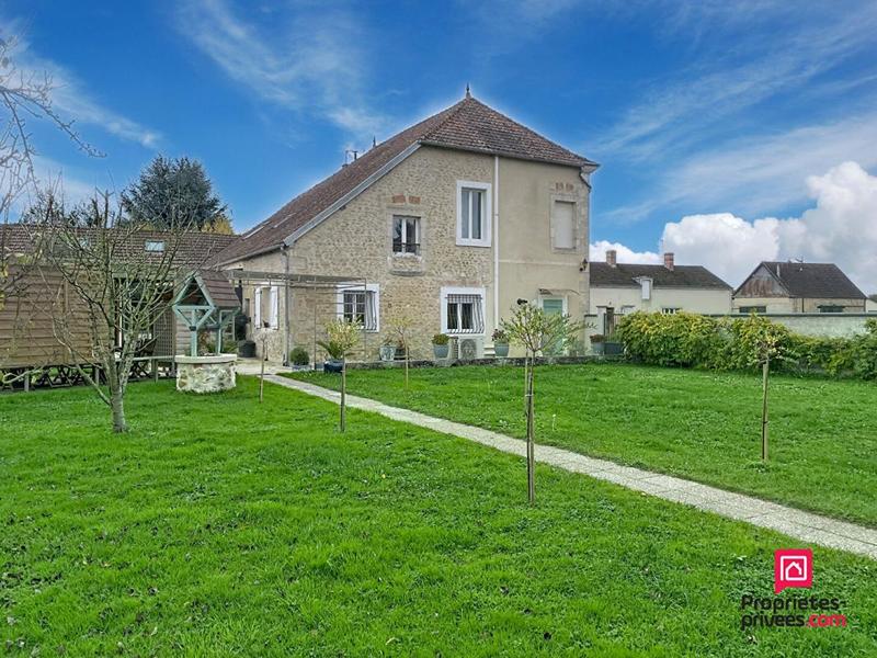 Maison - 343 m² - 11 pièces