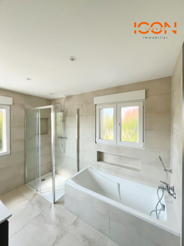 Maison contemporaine - 152 m² - 6 pièces