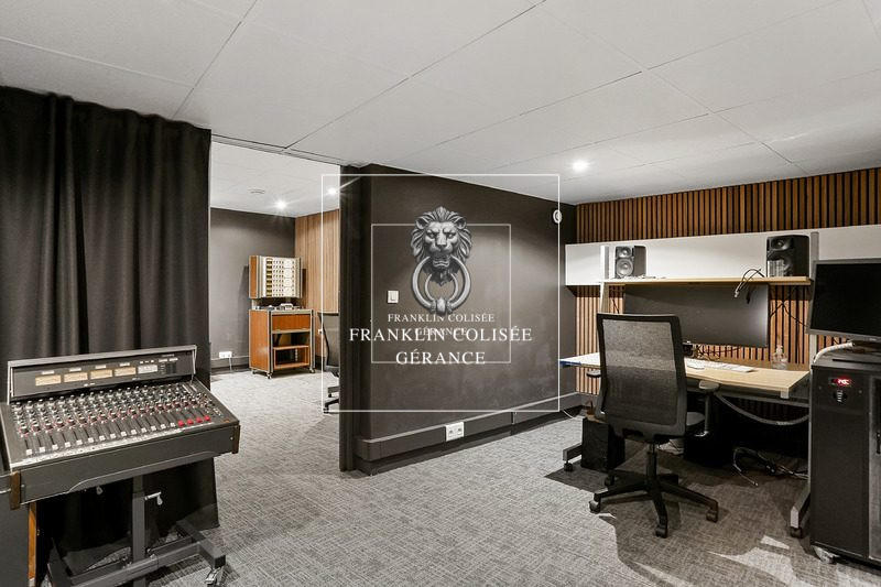 Bureau - 74 m² - 3 pièces