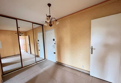 Appartement - 85 m² - 4 pièces