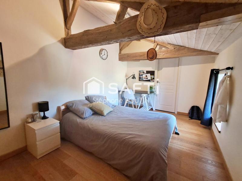 Maison - 265 m² - 8 pièces