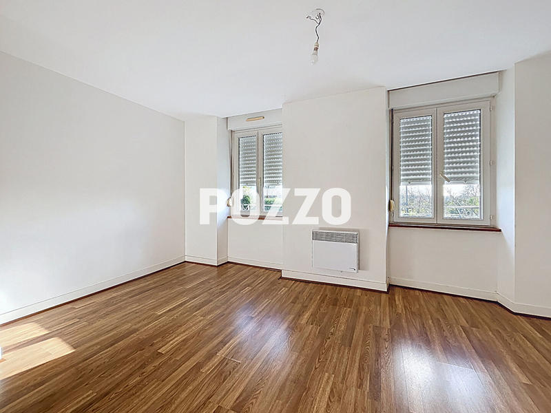 Maison - 105 m² - 5 pièces