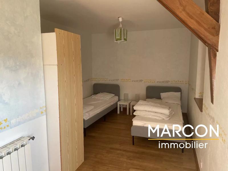 Maison - 291 m² - 11 pièces
