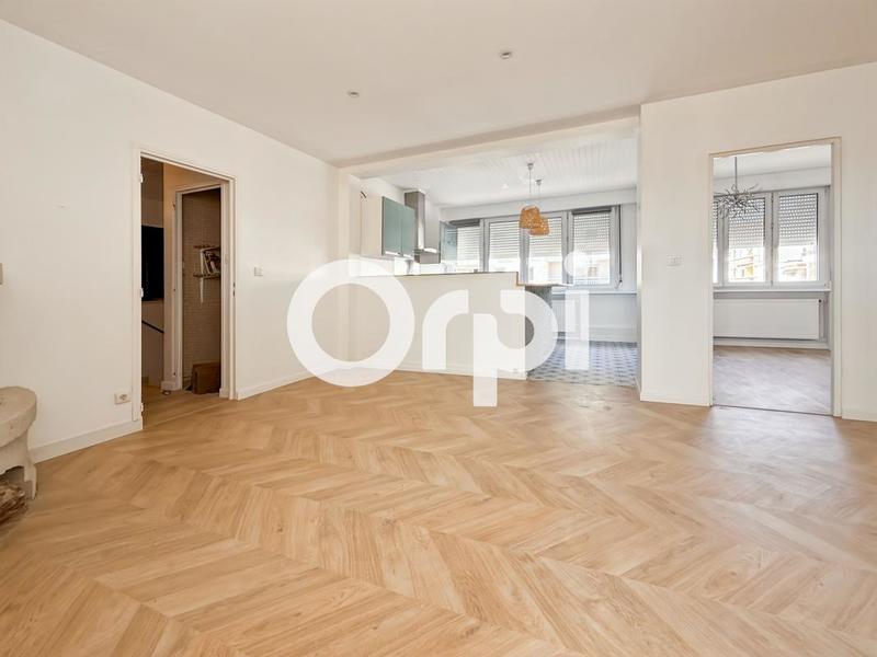 Appartement - 112 m² - 3 pièces