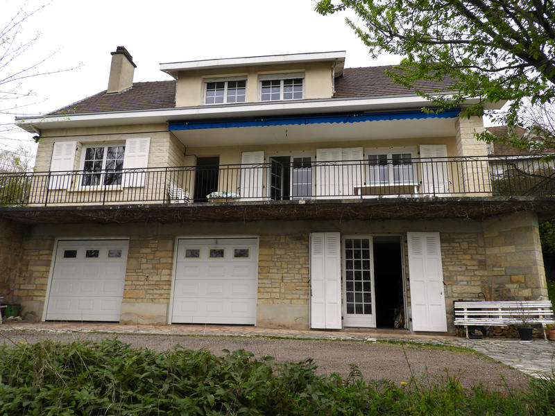 Maison - 165 m² - 6 pièces