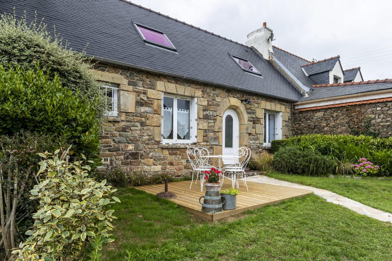 Maison - 240 m² - 14 pièces