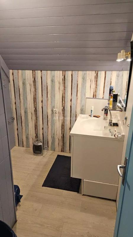 Maison - 170 m² - 9 pièces