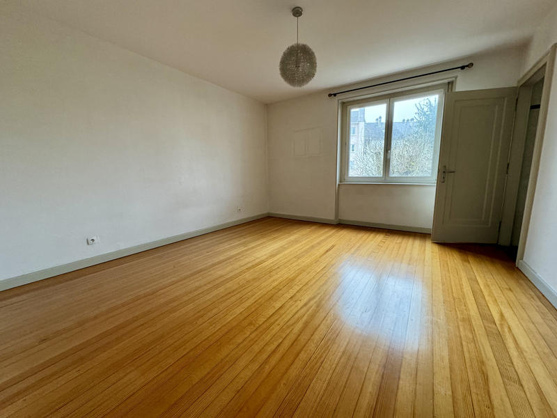 Appartement - 130 m² - 5 pièces