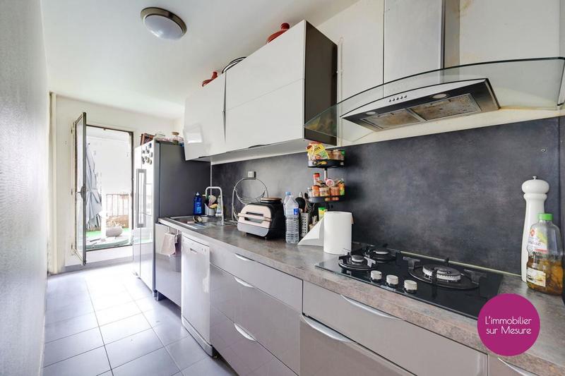 Appartement - 80 m² - 4 pièces