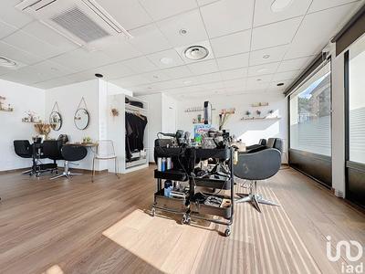 Local commercial - 81 m²