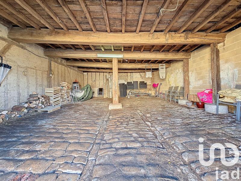 Maison - 240 m² - 8 pièces