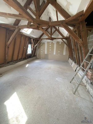 Appartement - 97 m² - 6 pièces