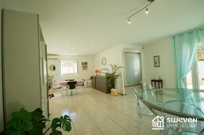 Villa - 140 m² - 4 pièces