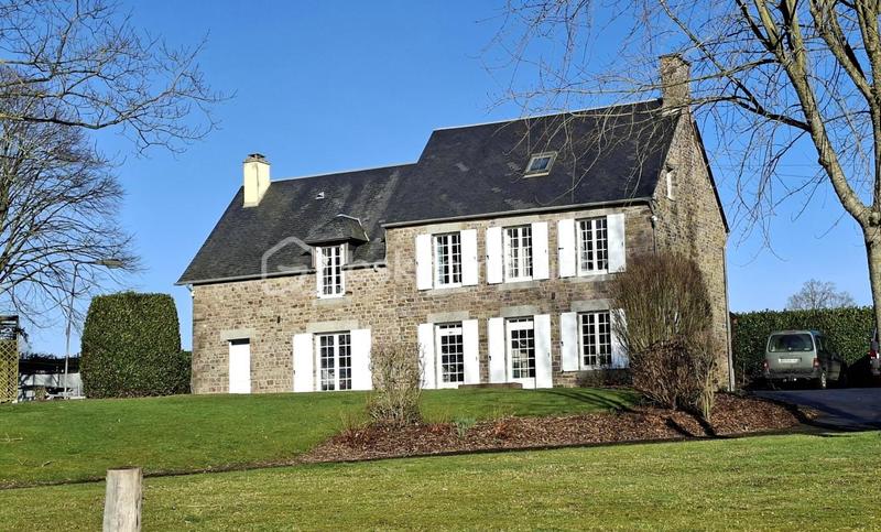 Maison en pierre - 145 m² - 8 pièces
