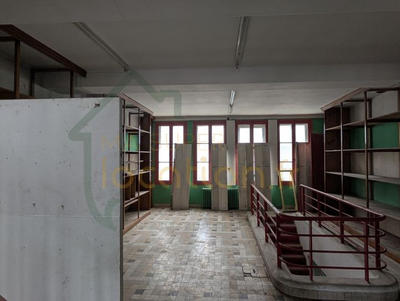 Immeuble - 215 m² - 3 pièces