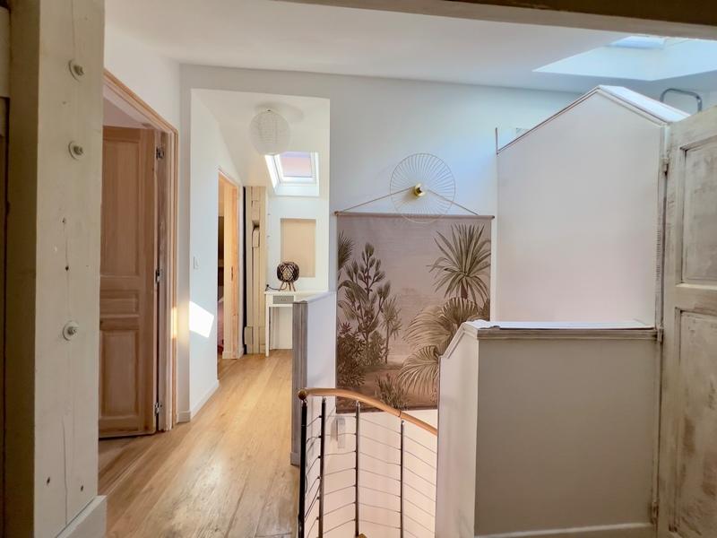 Maison - 157 m² - 8 pièces