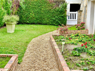 Maison - 105 m² - 6 pièces