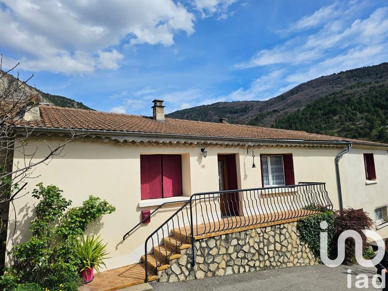 Maison de village - 95 m² - 5 pièces