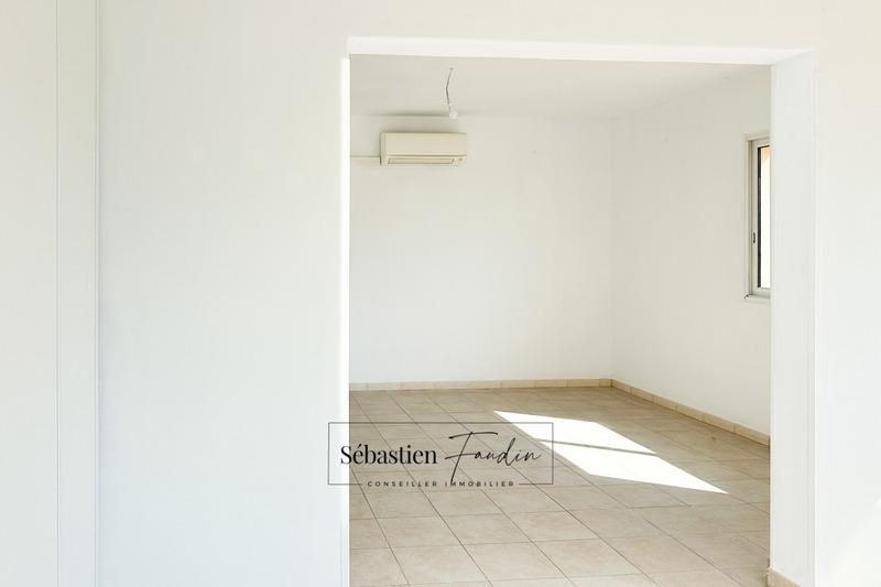 Maison - 236 m² - 9 pièces