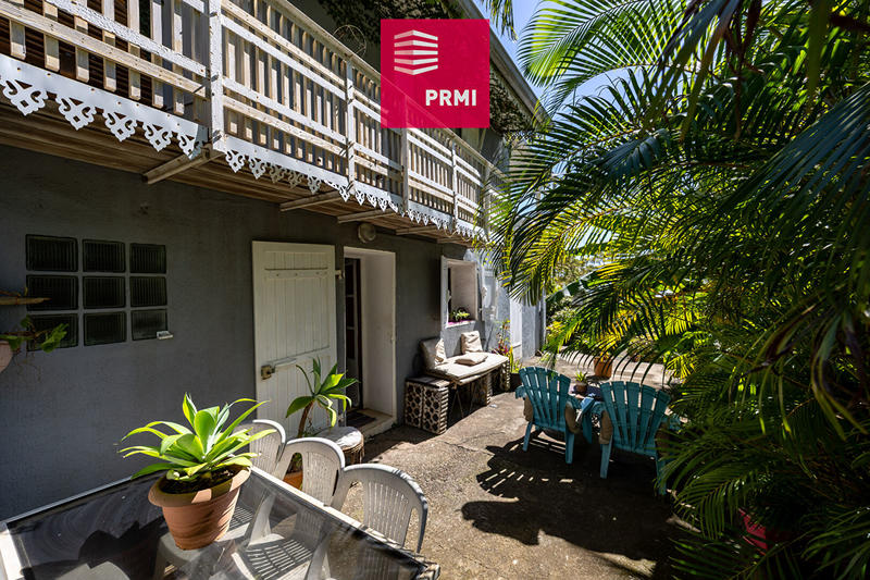 Maison - 400 m² - 8 pièces