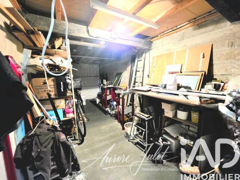 Maison - 186 m² - 8 pièces