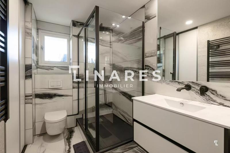 Appartement - 143 m² - 5 pièces