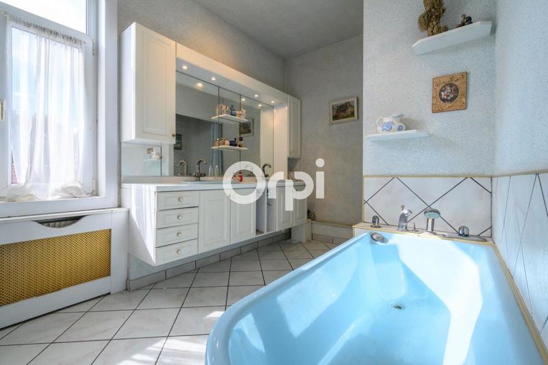 Maison - 165 m² - 5 pièces