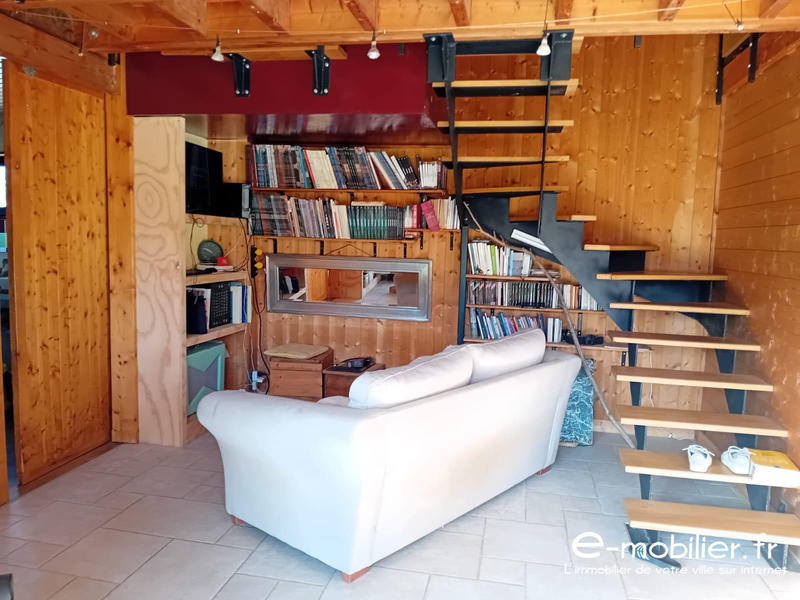 Maison - 130 m² - 6 pièces