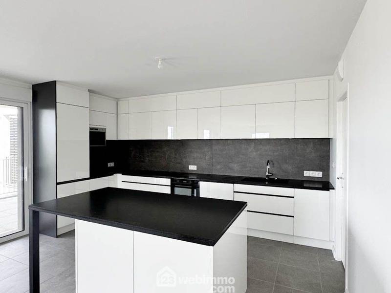 Appartement - 103 m² - 4 pièces