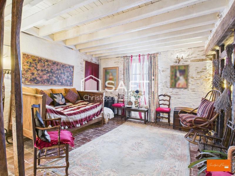 Maison - 150 m² - 10 pièces