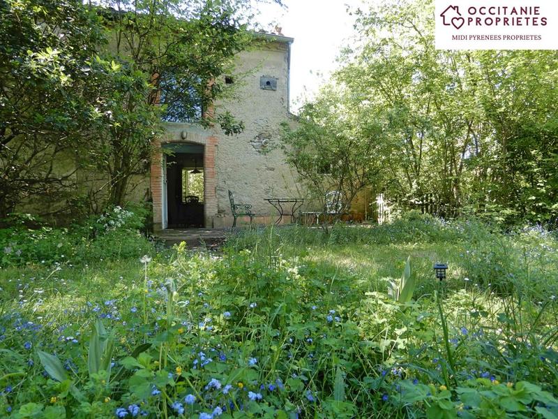 Moulin - 400 m² - 12 pièces