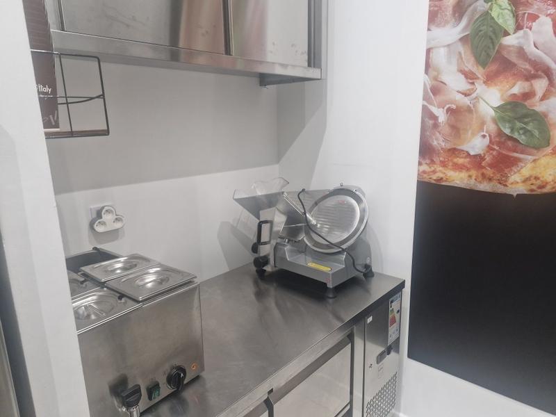 Local commercial - 36 m² - 2 pièces